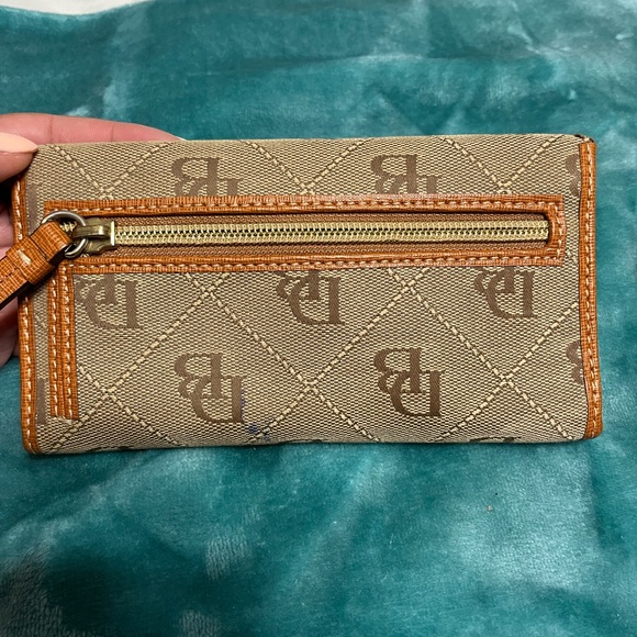 Dooney & Burke Wallet - Picture 2 of 5
